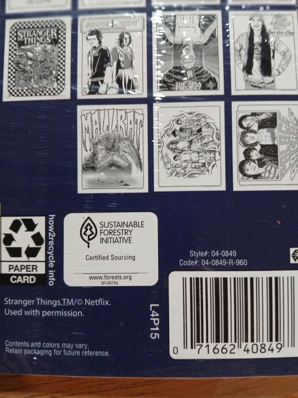 Stranger Things Crayola Art Edge Coloring 28 Pages Full Color Poster Netflix New - Picture 6 of 6